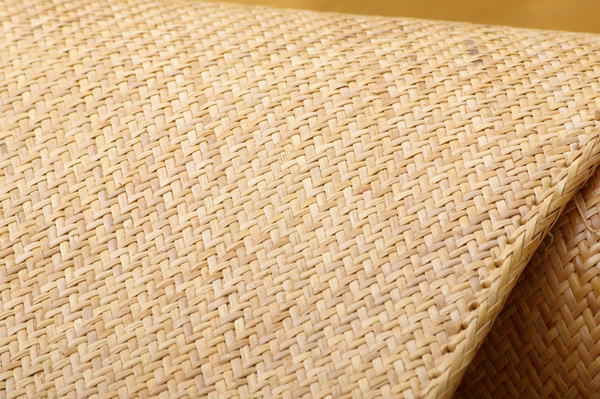 籐の上敷きカーペット